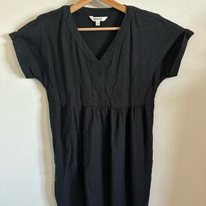 BRIGGS Black V-Neck Midi Dress